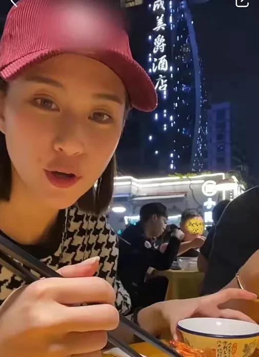 娱乐圈吃瓜小八,小八带你探秘明星幕后生活